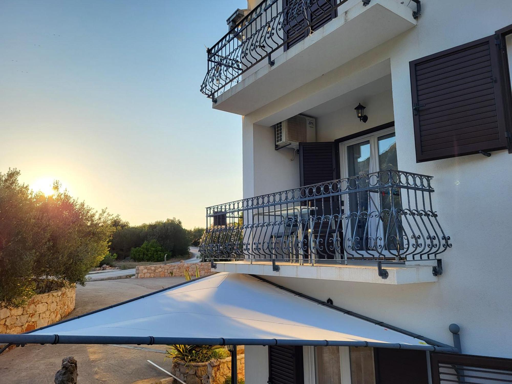 ילסה Apartments Pitve מראה חיצוני תמונה