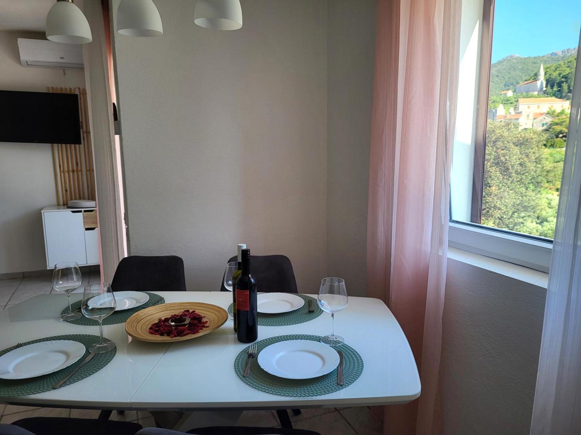 ילסה Apartments Pitve מראה חיצוני תמונה